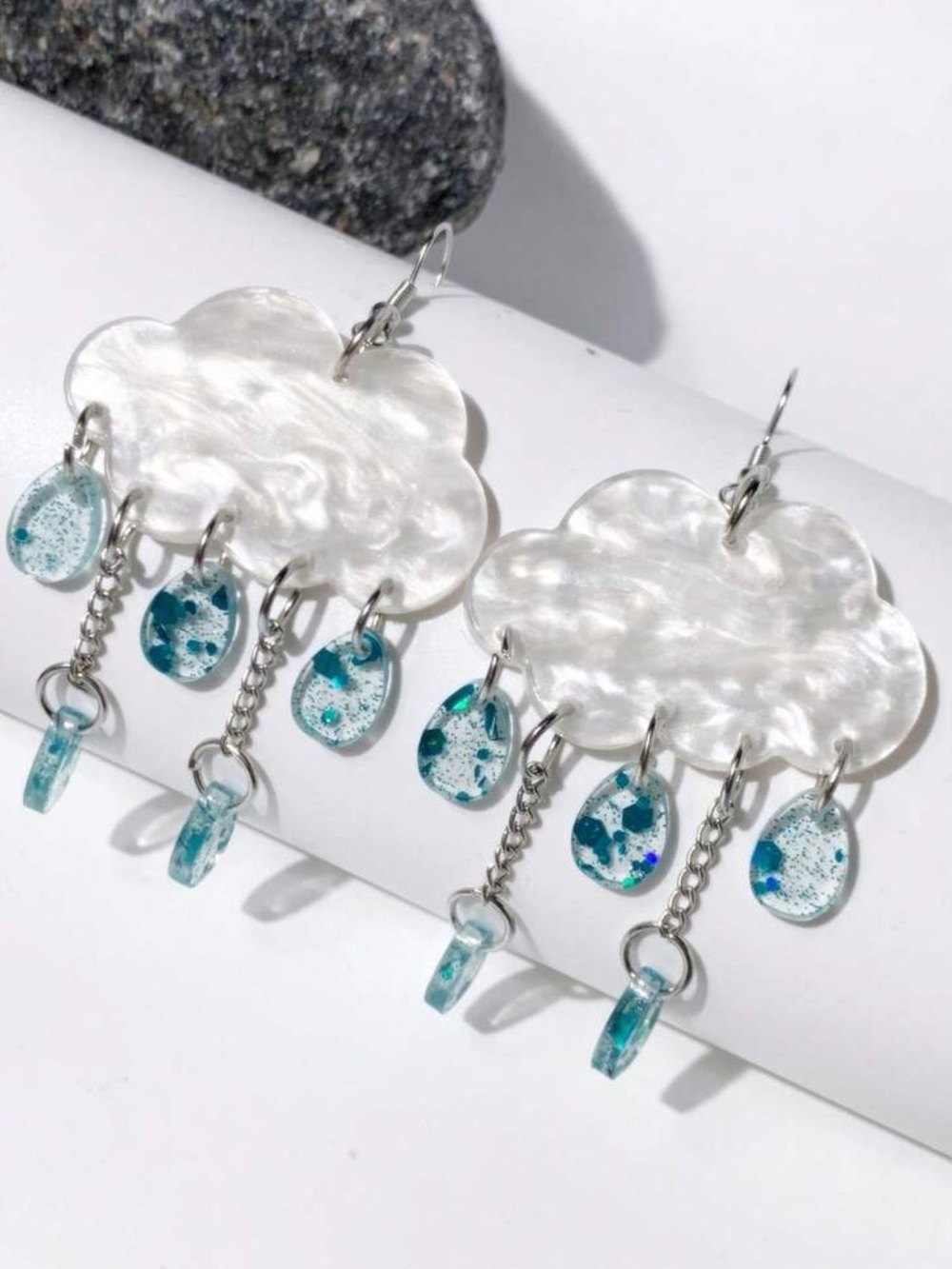 🌧️ White Cloud Earrings 🌧️ - Picture 2 of 5